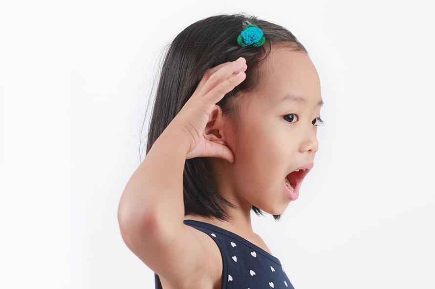 Correcting question mark ears with otoplasty